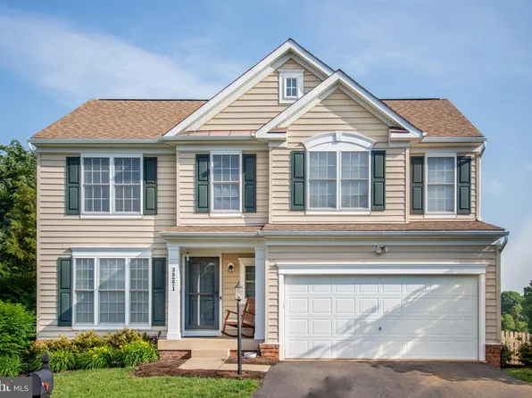 35271 Overlook Dr, Locust Grove, VA 22508