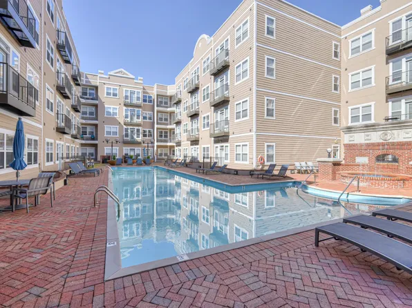 3000 Vanderbilt Pl APT 418, Nashville, TN 37212