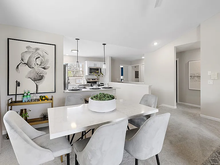 Briarcliff Village — Photo 3
