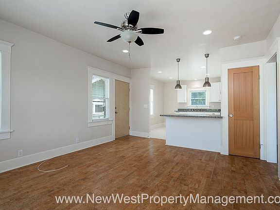 2nd image of 2111 Market St