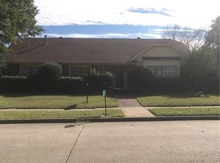 3302 Ridge Oak Dr, Garland, TX 75044