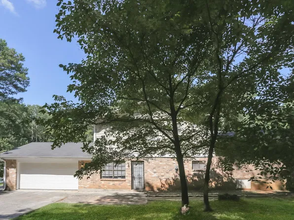 3212 Goldenchain Dr, Lithonia, GA 30038