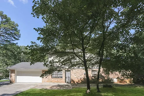 3212 Goldenchain Dr Photo 1 3212 Goldenchain Dr Photo 1