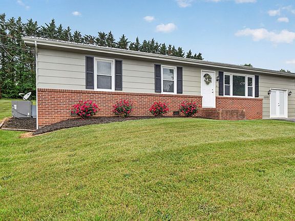 4th image of 25300 Wexmouth Dr
