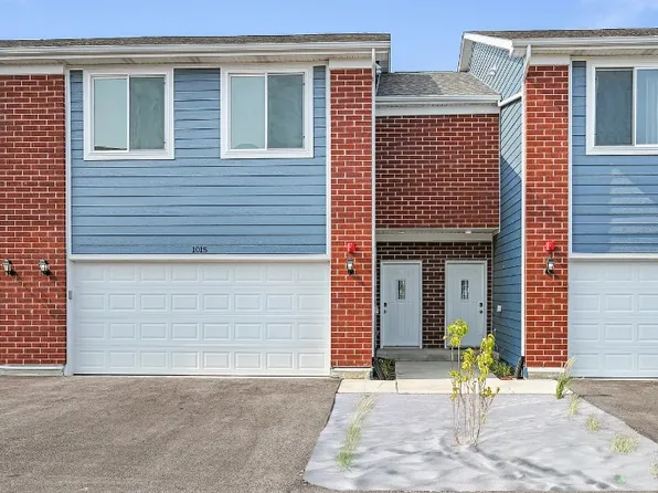 1059 Gillespie Ln, Yorkville, IL 60560