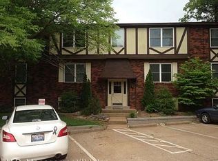32 Devon Ct APT 6, Edwardsville, IL 62025