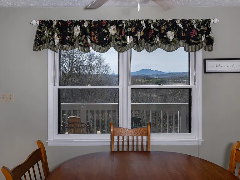 188 Laurel Hill Dr — Photo 36