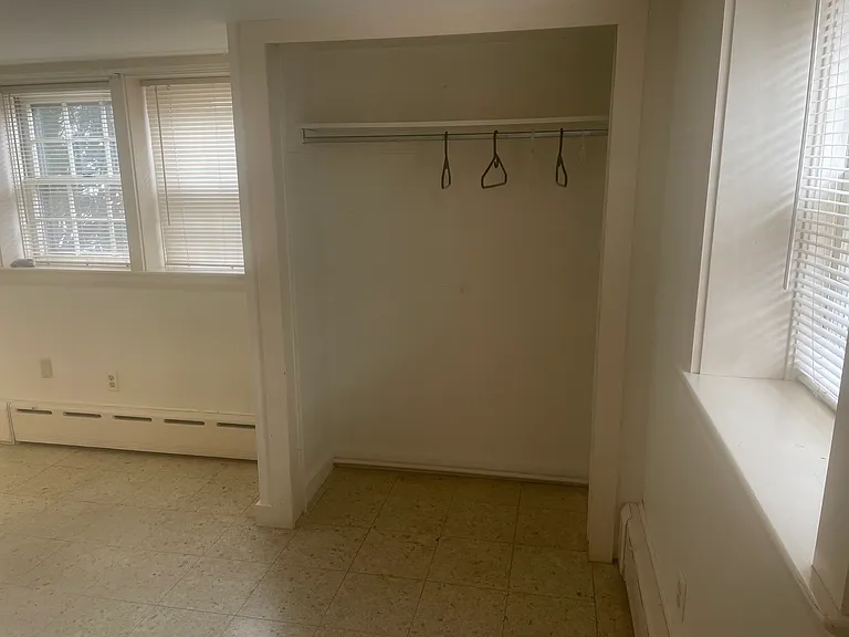 547 Lafayette Rd #5 — Photo 4