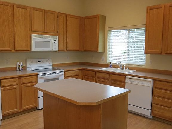 4th image of 3909 E Sandbar Ct