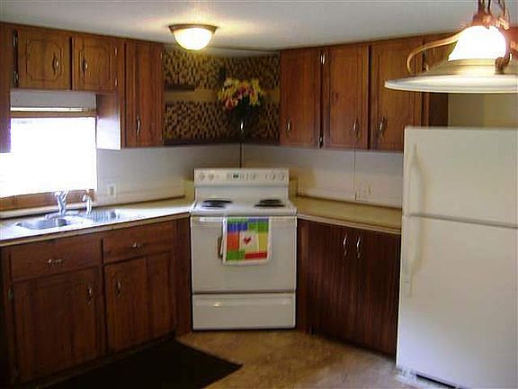 5th image of 543 S Greenway Dr