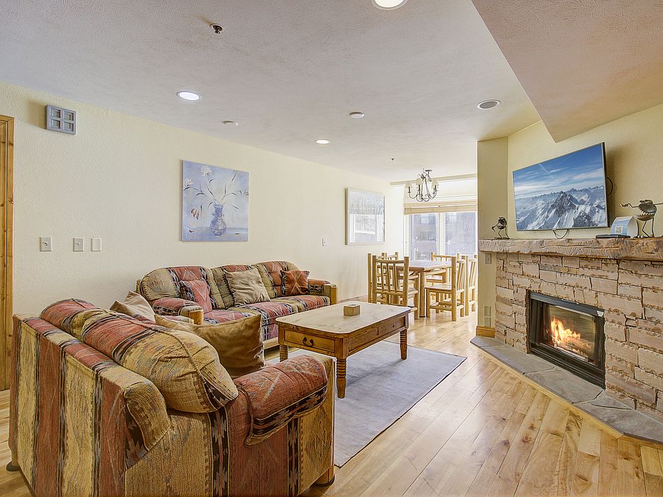 Living Area with Sleeper Sofa