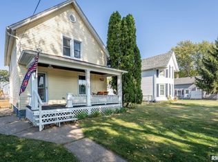 1639 25th Ave, Moline, IL 61265