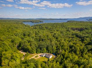 12 Stage Rd, Moultonborough, NH 03254