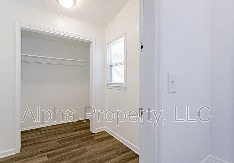 206 E Arlington Ave — Photo 10