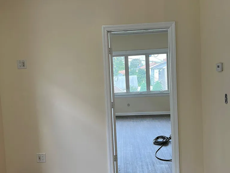 80 Harrison Pl #1 — Photo 4