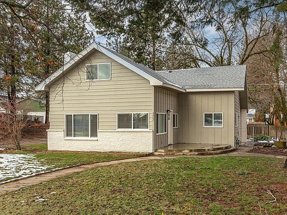 2nd image of 3007 E 36th Ave