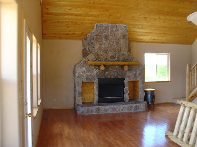 2nd image of 86 Puma Ln