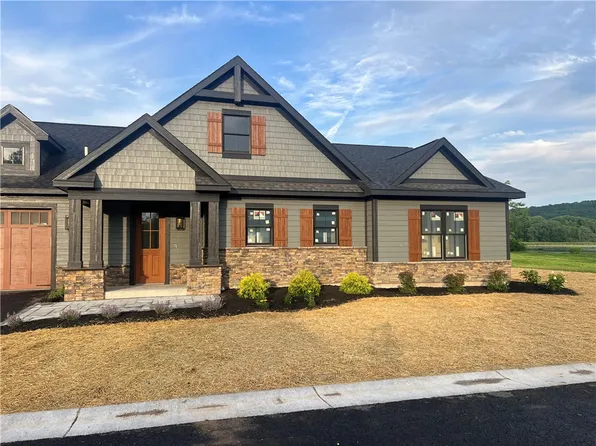 330 Charles Herrmann Way, Penn Yan, NY 14527