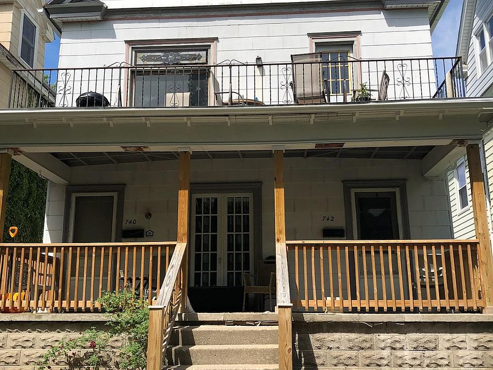 1st image of 740 Ashland Ave