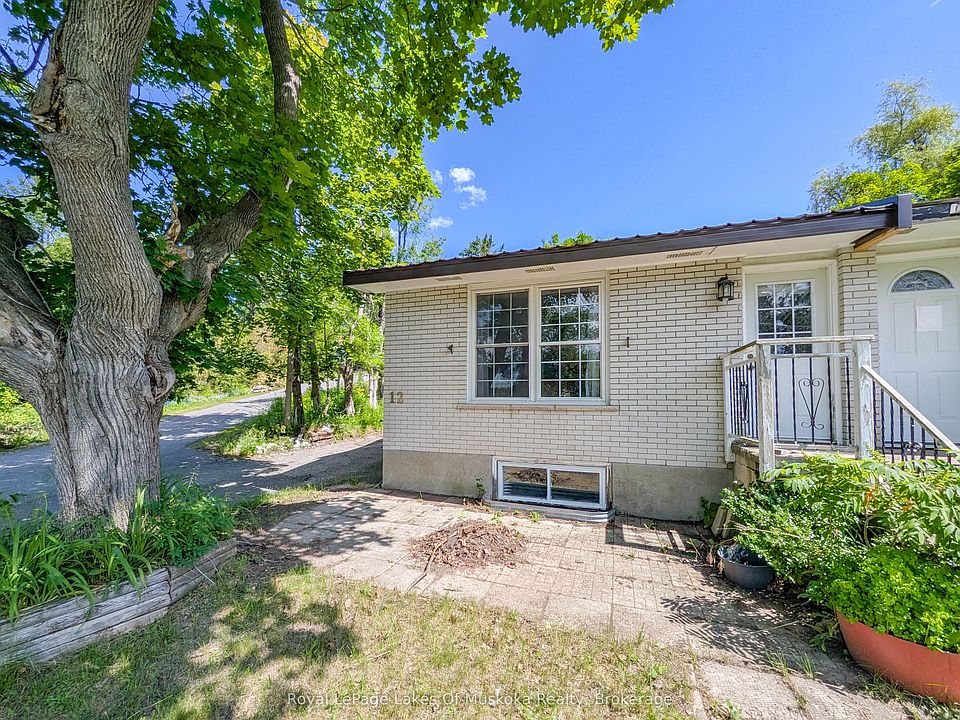 1st image of 12 Valley Dr