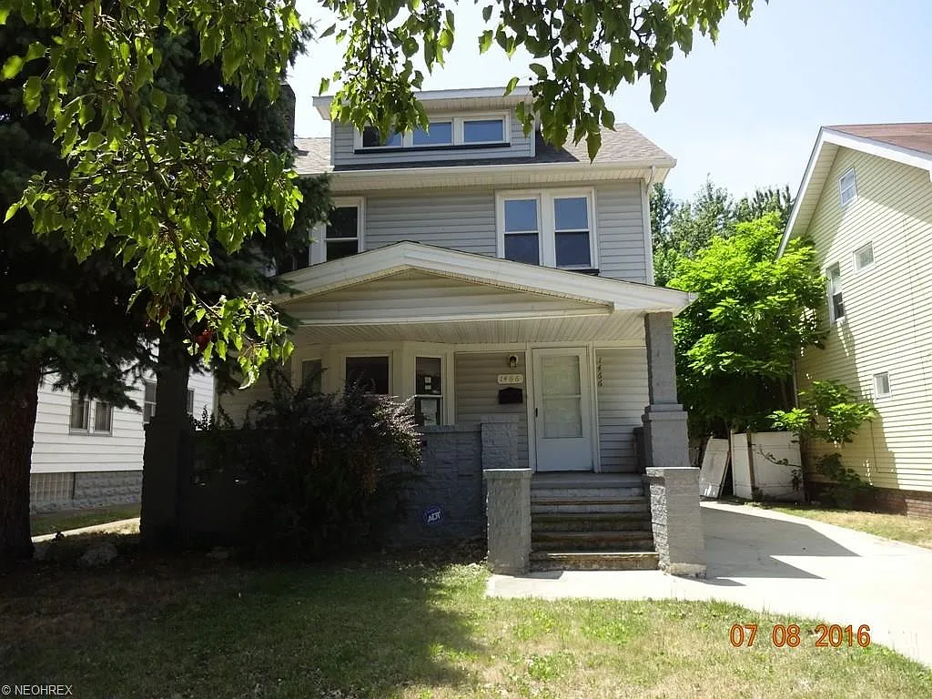 1466 E 174th St photo 1
