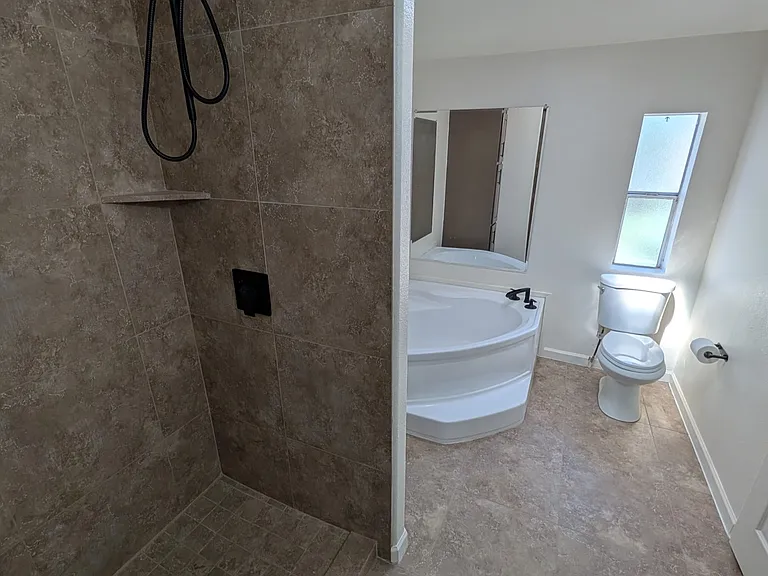 2491 W Rock Island Ave — Photo 15