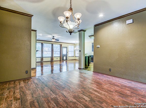 4th image of 14506 Triple Crown Ln