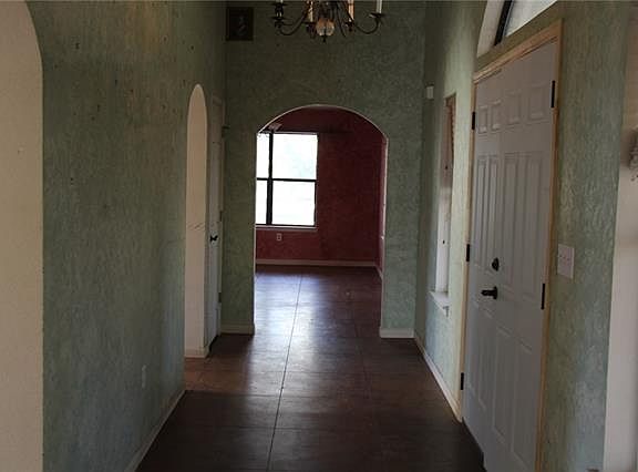 4th image of 7220 N Lakeview Dr