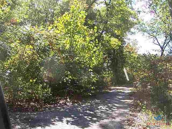 2nd image of Karrs Park Ave