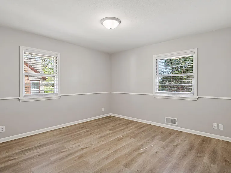 6416 Wilryan Ave — Photo 18