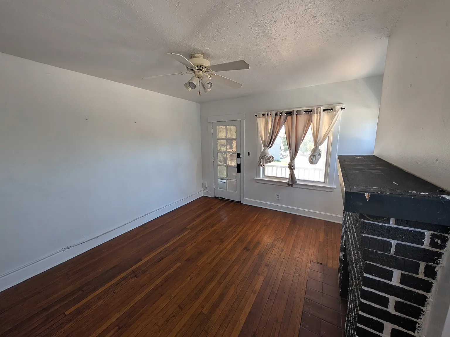 9302 Denison Avenue Cleveland OH 44102 — Photo 1