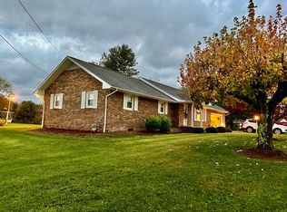 880 Pisgah Rd, Princeton, WV 24739