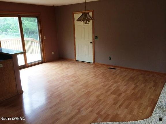 5th image of 6212 S Oak Ave