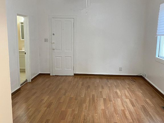 5th image of 3214 N Hoyne Ave #1R