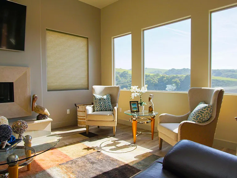 1005 Canyon Ln — Photo 7