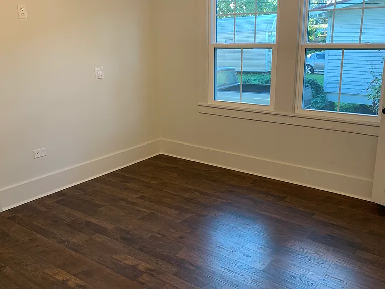 624 Wood St — Photo 6