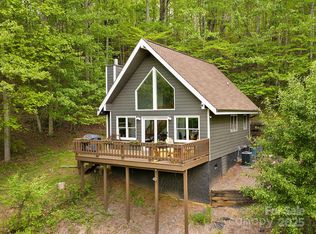 85 Crabapple Cv, Waynesville, NC 28785