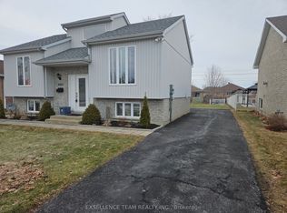 2033 Concorde Ave, Cornwall, ON K6H6M3
