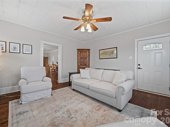 5th image of 411 Williamson St