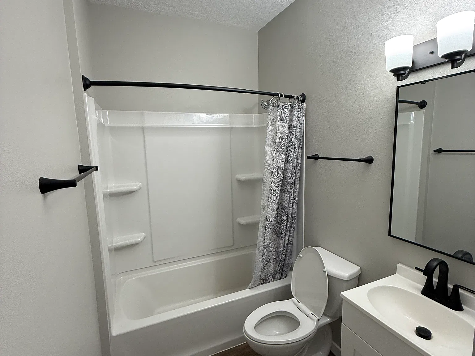 1 bed, $1,500 — Photo 2