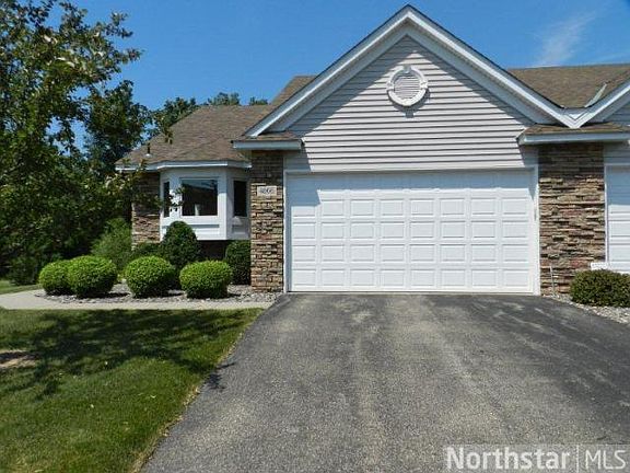 3rd image of 4866 Moon Lake Cir