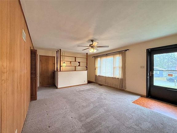 3rd image of 207 N 18th St