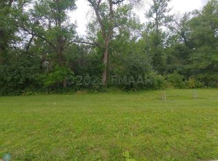 513 Leonard St, Hawley, MN 56549