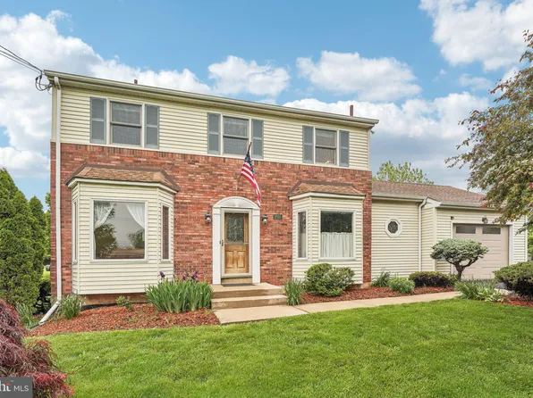 2055 Old Arch Rd, East Norriton, PA 19401