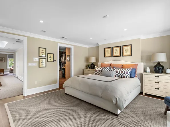 630 Hudson Street image 29 of 50