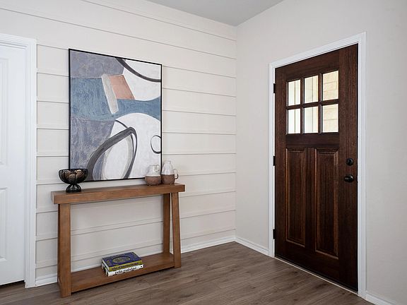 The Wilder - Jordan Interior Image 2