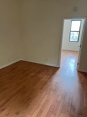 Rented by null | media 6