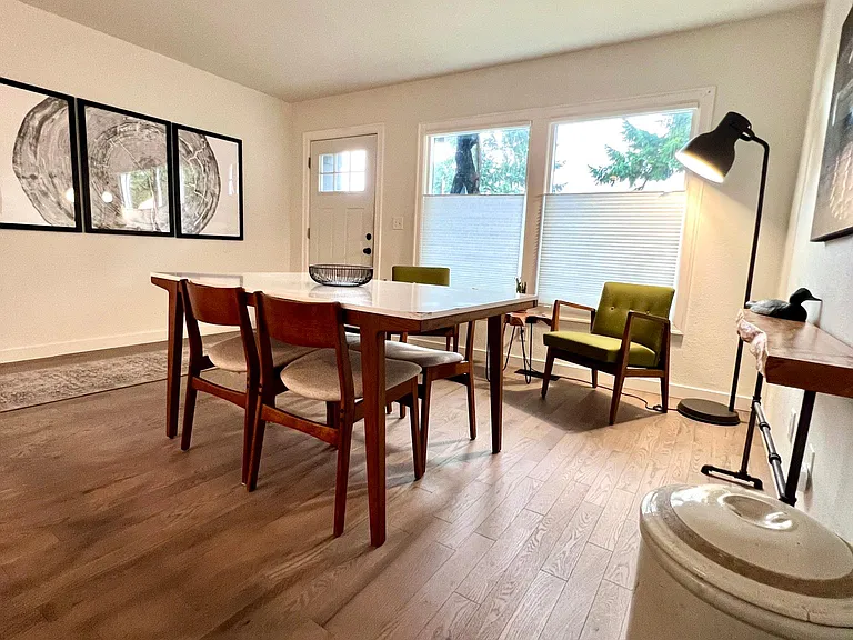 2443 Sunset Ave — Photo 8