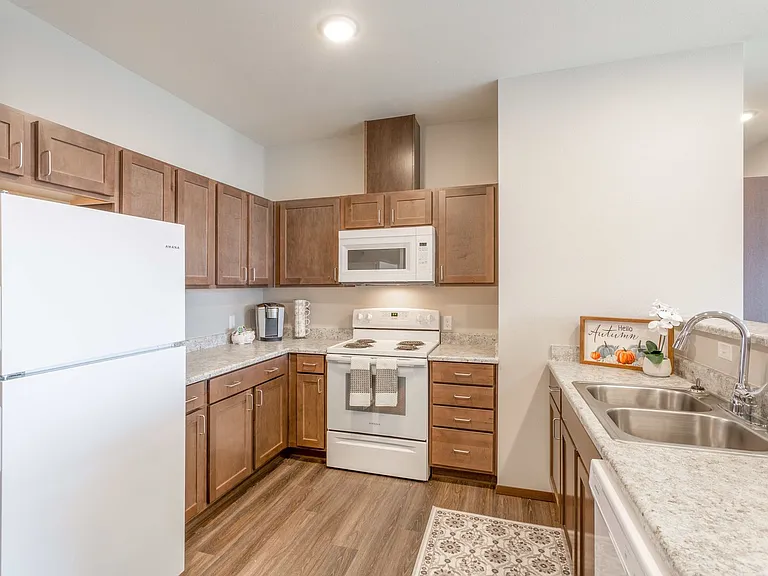 12312 E Olive Ave — Photo 2