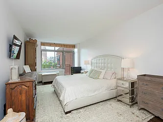 Rented by Sotheby's International Realty